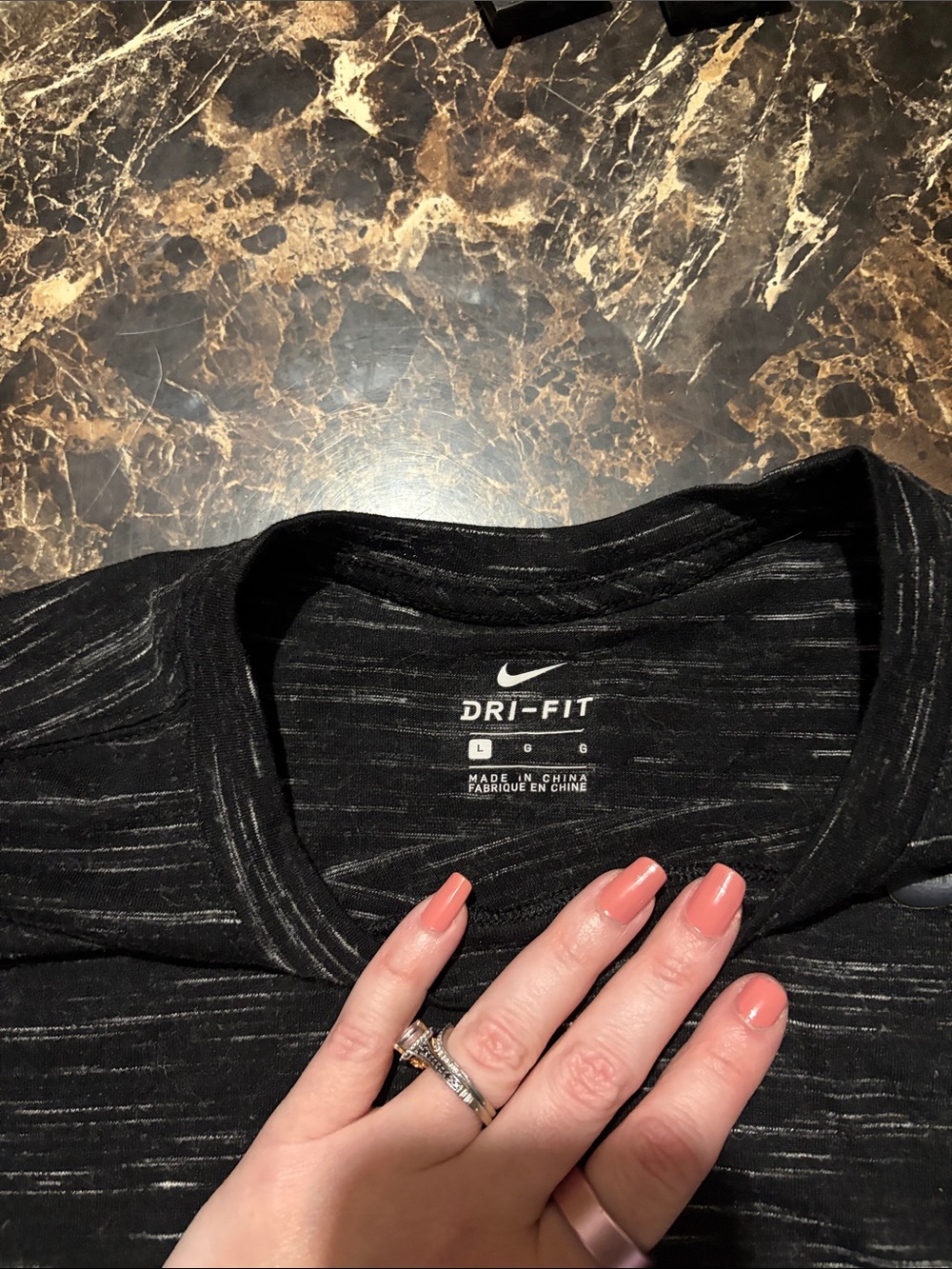 Nike Women’s Black Heathered Short Sleeve Crew Tee - Picture 3 of 3